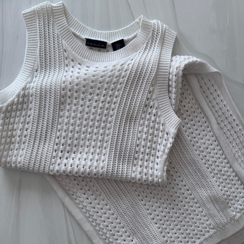 Tahari White Sleeveless Open Knit Coverup Size Medium Super Cute